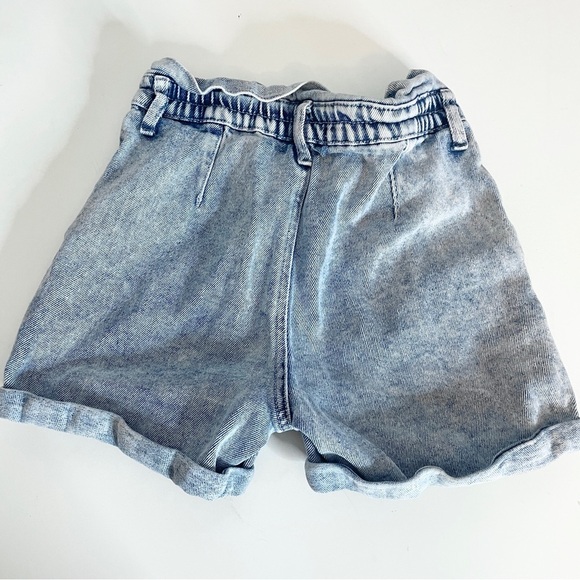 EUC GB Girls Size 10 Girls Denim Shorts Cuffed Acid Wash Retro Pleated - Picture 5 of 9